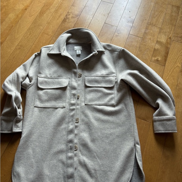 H&M Jackets & Blazers - Shacket Xs. Made big